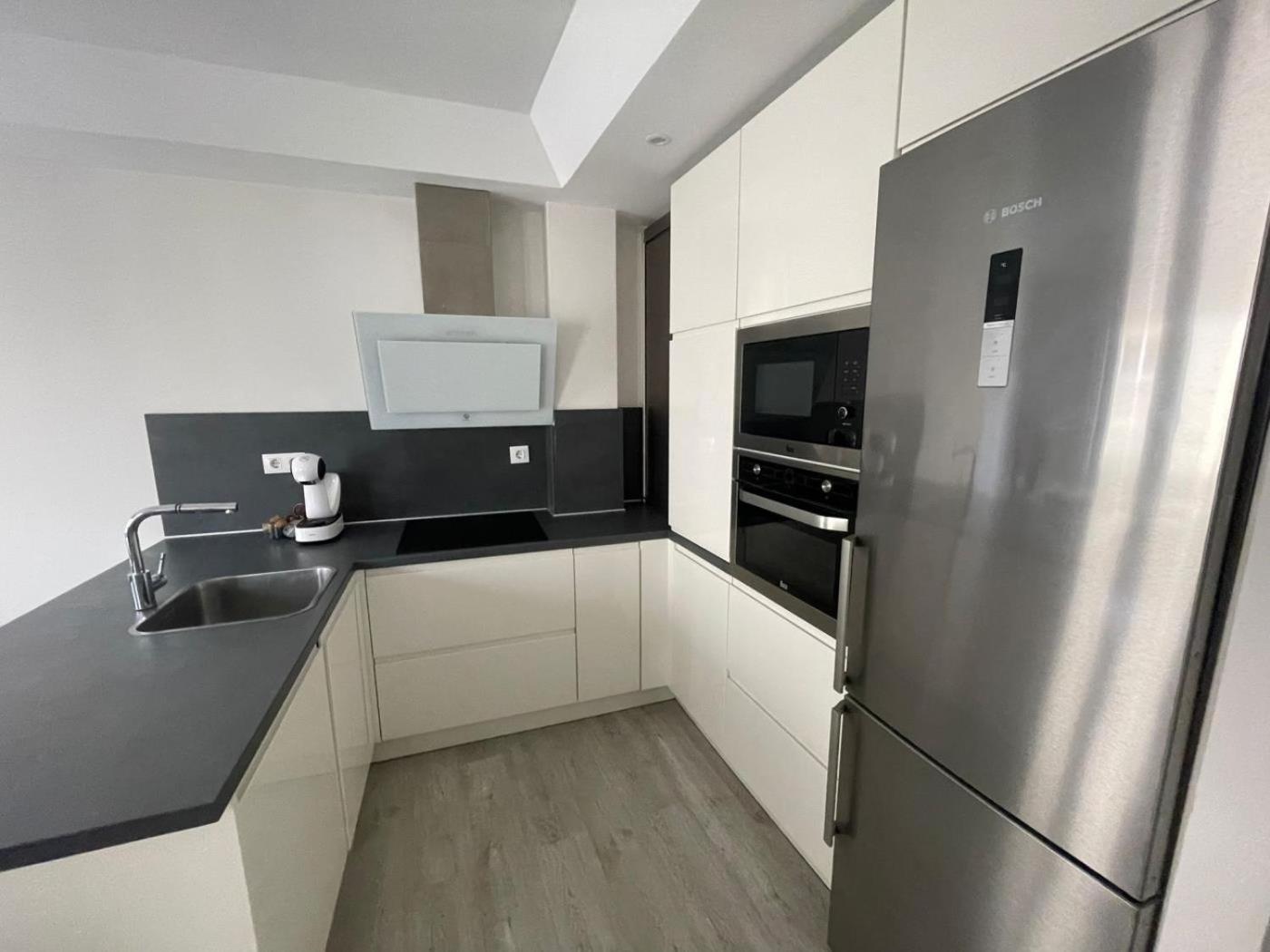 Apartamento Nuevo! Piso En Pleno Centro Santander Exterior foto